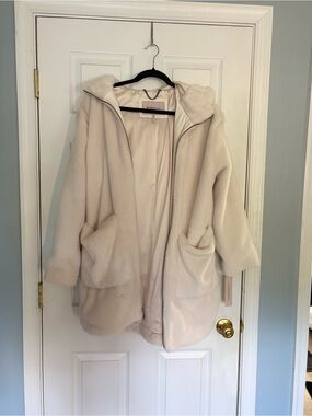 BCBGeneration Cream Hooded Teddy Coat with Pockets